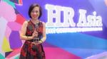 มิง ชู หลิง รองประธานฝ่ายบริหารทรัพยากรบุคคลยูนิลีเวอร์ขึ้นรับรางวัล HR Asia 2023