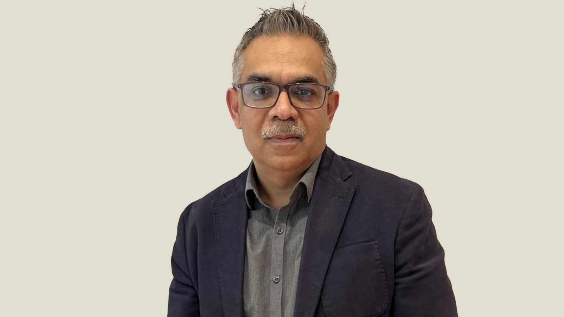 Vivek Sirohi รองประธานระดับโลกด้านธุรกิจน้ำหอม